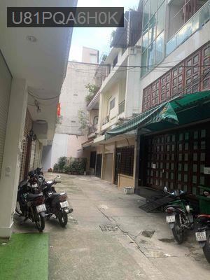 Nhà hẻm xe hơi  ngang 8 dài 10 hẻm xe hơi sát Q1 - Phường 2  -  Quận 5 