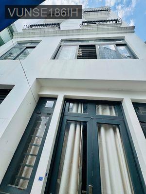 Bán nhà - Phường 9  -  Quận 3  - 48m² - 10.5tỷ