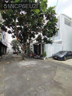 🏡 NHÀ BỰ CHÀ BÁ NẰM TRÊN ĐƯỜNG XE TĂNG GẦN LÊ VĂN VIỆT - Phường Tăng Nhơn Phú A  -  Quận 9 