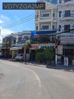 Bán nhà mặt tiền đang kinh doanh khách sạn - Phường Phước Long B  -  Quận 9 