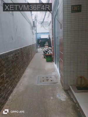 Nhà bên hông chợ Phạm Văn Hai - Phường 2  -  Quận Tân Bình 