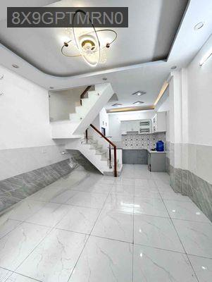 nhà đẹp kẹt tiền bán gấp - TT. Nhà Bè  -  Huyện Nhà Bè 