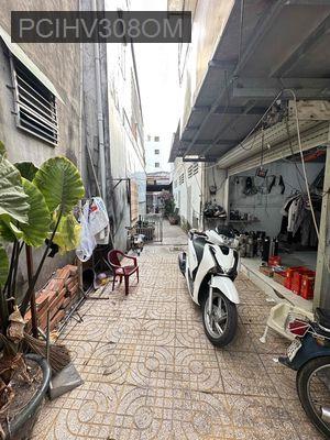 Em có nhà mặt tiền Nguyễn văn Yến mời anh chị chào giúp em, nhà chính - Phường Tân Thới Hoà  -  Quận Tân Phú 