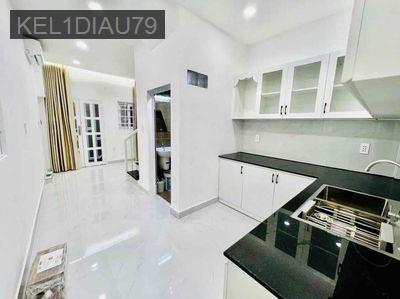 Bán nhà Q1 40m2 -2PN. 5p ra Bùi Viện, 10p ra Metro,... - Phường Cô Giang  -  Quận 1 