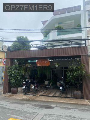 Bán nhà ba mặt tiền - Phường Cát Lái  -  Quận 2 