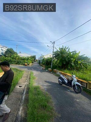 cần bán gấp - Xã Nhơn Đức  -  Huyện Nhà Bè 