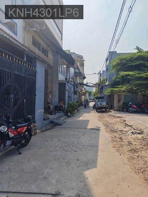 CHỦ KẸT TIỀN CẦN BÁN GẤP NHÀ RẺ SO VỚI THỊ TRƯỜNG - Phường Bình Trị Đông A  -  Quận Bình Tân 
