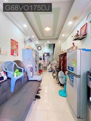Nhà nở hậu hẽm 148 Tôn Đản, nhà đúc 1 trệt 2 lầu 3wc kiên cố, xổ hồng - Phường 8  -  Quận 4 