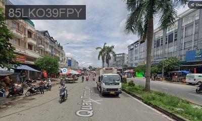 Nhà lầu 5 tầng, 6x20=120m2. Trục đường chính chợ Bình Điền, rộng 36m - Phường 7  -  Quận 8 