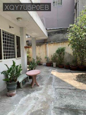 Căn hộ chung cư 105m2 2PN 1 trệt 1 lửng Nguyễn Kiệm - Phường 4  -  Quận Phú Nhuận 