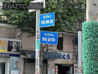 Bán nhà mặt tiền đường Ngô Quyền - Phường 7  -  Quận 5 