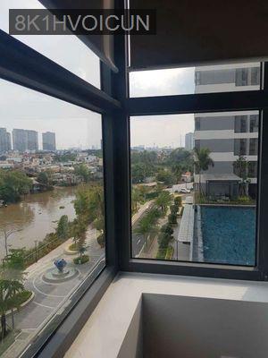Chính chủ cần bán gấp căn góc view sông và view hồ bơi - Phường An Phú  -  Quận 2 