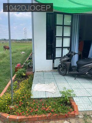 Bán nhà mặt tiền - Xã Mỹ Hạnh Nam  -  Huyện Đức Hòa  - 70m² - 1.58tỷ