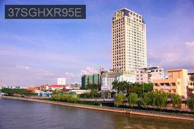 Giảm 1 tỷ bán gấp căn hộ ICON 56 Bến Vân Đồn Q4 3PN view Q1 - Phường 13  -  Quận 4 