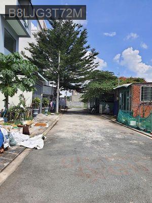 Chính chủ cần bán Lô đất Phú Hữu - Phường Trường Thọ  -  Quận Thủ Đức 