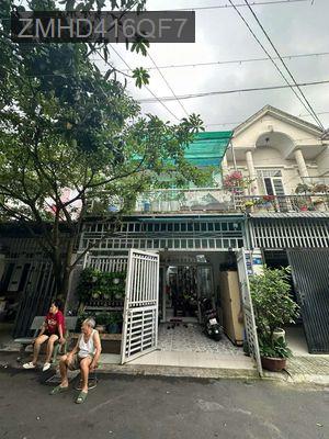 chính chủ càn bán nhà trệt lầu. 2 măt tiền trước sau. đường nhựa. - Xã Bà Điểm  -  Huyện Hóc Môn 