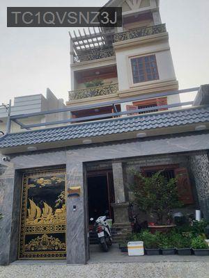 Biệt thư Gỗ 4 PN, 1 PT, 5 tolle, thang máy, p.xông hơi, - Xã Phú Xuân  -  Huyện Nhà Bè 