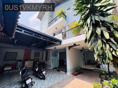 BIỆT THỰ 3 TẦNG- VỊ TRÍ ĐẸP - Phường Hiệp Bình Chánh  -  Quận Thủ Đức 