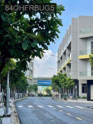 CHÍNH CHỦ CẦN BÁN GẤP NHÀ PHỐ UNI VALLEY ĐƯỜNG THỐNG NHẤT 66M2 6.6TỶ - Phường Đông Hòa  -  Thị xã Dĩ An 