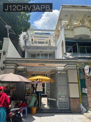 Bán nhà - Phường 8  -  Quận 5  - 81m² - 14.5tỷ