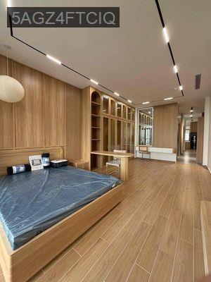 Bán nhà mặt tiền đường lớn Hồng Hà khu sân bay - Phường 2  -  Quận Tân Bình 