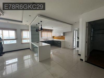 CẦN BÁN GẤP CĂN DUPLEX CỘNG HÒA PLAZA. - Phường 12  -  Quận Tân Bình  CẦN BÁN GẤP CĂN DUPLEX CỘNG HÒA PLAZA. - Phường 12  -  Quận Tân Bình