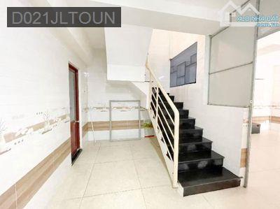 CHÍNH CHỦ BÁN SHOPHOUSE CĂN GÓC 2 MT CHUNG CƯ SƠN KỲ, QUẬN TÂN PHÚ - Phường Sơn Kỳ  -  Quận Tân Phú 