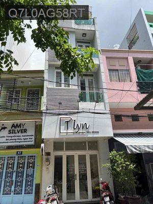 Chính Chủ bán nhà 49 Hoa hồng. Bán để lại full Nội thất, 4PN & 5WC - Phường 2  -  Quận Phú Nhuận 