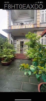 Giảm mạnh cần bán gấp biệt thự sân vườn Phường Linh Tây  T p. Thủ Đức - Phường Linh Tây  -  Quận Thủ Đức 