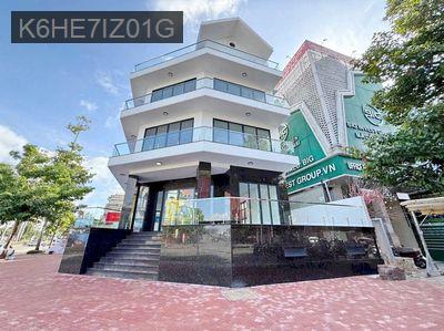 Góc 2MT đường Hoàng Trọng Mậu khu Himlam Q7 CN 208.2m2 - giá 93 tỷ - Phường Tân Hưng  -  Quận 7 