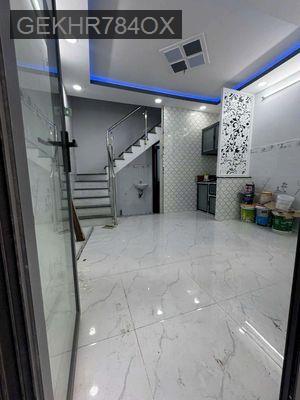 Bán nhà - Phường 15  -  Quận 8  - 18m² - 1.1tỷ