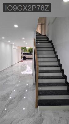 Bán nhà mới mặt tiền đường Phạm Văn Đồng tiện kinh doanh và ở - Phường 3  -  Quận Gò Vấp 