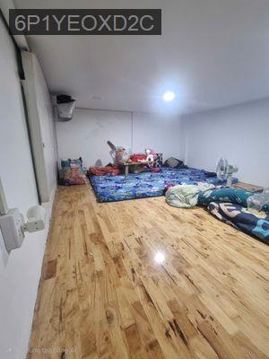 Bán nhanh căn hộ thang máy MT Q1 sổ hồng riêng giá 1.6 tỷ - Phường Phạm Ngũ Lão  -  Quận 1 