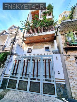 Nhà Đẹp 100m² – Gần Ngã Tư CMT8 & Trường Chinh, Vị Trí Vàng Trung Tâm - Phường 11  -  Quận Tân Bình 