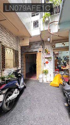 NHÀ NHỎ QUẬN TÂN BÌNH GIÁ ƯU ĐÃI - Phường 10  -  Quận Tân Bình 