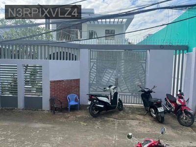 CẦN BÁN NHÀ BIỆT THỰ - TT. Tân Túc  -  Huyện Bình Chánh 