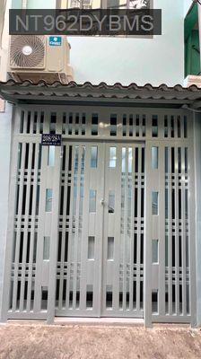 Nhà bán chính chủ: 208/28 đường Đoàn Văn Bơ, Q4 - Phường 10  -  Quận 4 