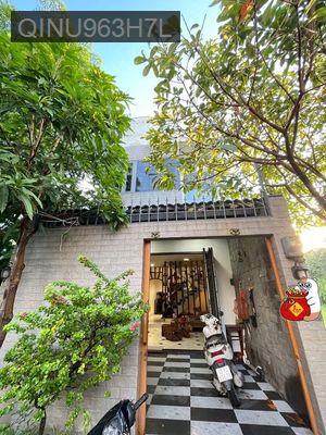Bán nhà trường Tô Ngọc Vân, Quận 12,DT 4.5x16, 3TÂNG, hẻm xe Hơi,4.2ty - Phường Thạnh Xuân  -  Quận 12 