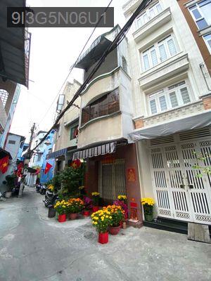 cần bán nhà hẻm trần phú quận 5 - Phường 4  -  Quận 5 