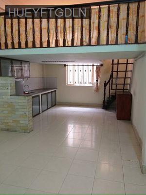 CẦN BÁN:Căn hộ ở lầu 1, có gác. Gần Trung tâm văn hoá Q5, Đại thế giới - Phường 7  -  Quận 5 