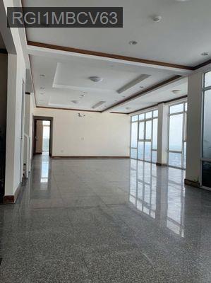 Bán hoặc cho thuê gấp căn hộ cao cấp Hùng Vương Plaza - giá chỉ 8.5 tỷ - Phường 12  -  Quận 5 