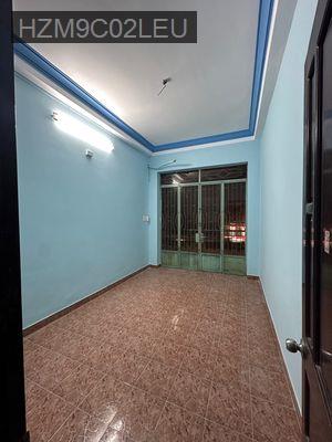 Bán nhà Mặt tiền 39m2- Giá: 11.5 tỷ - Phường 11  -  Quận Gò Vấp 