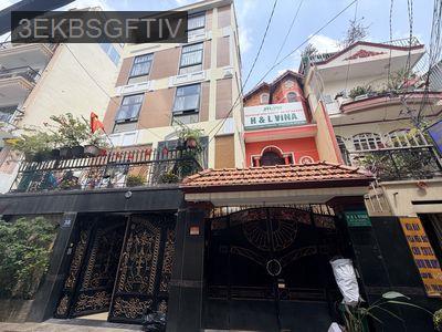 Bán nhà mặt phố, ngang hiếm - Phường 4  -  Quận Tân Bình 