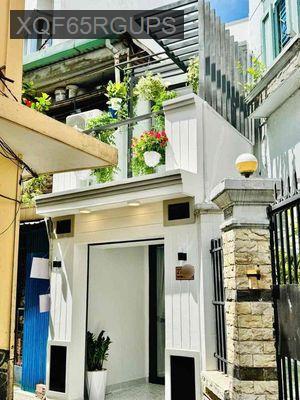 Em bán gấp Nhà 2 tầng đẹp 30m2 Hẻm rộng ô tô Q Phú Nhuận chỉ 4,3 tỷ - Phường 1  -  Quận Phú Nhuận 