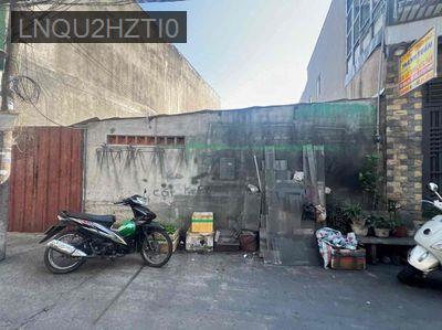 chủ dễ tính cần bán 2lo đất liền kề. thích hợp xây mới - Phường Đông Hưng Thuận  -  Quận 12 