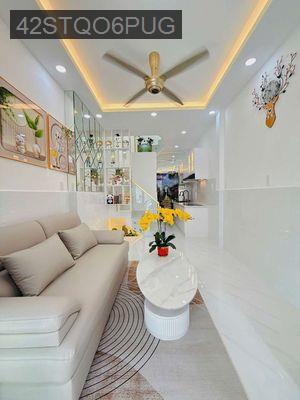 Nhà mới, nội thất mới, hhmg 50tr(xem nhà alo trước 30phút nha a e) - Phường Phú Thọ Hoà  -  Quận Tân Phú 