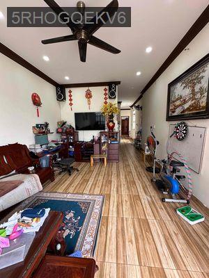 Nhà MT sinh lời liền. - Phường Phước Long B  -  Quận 9 
