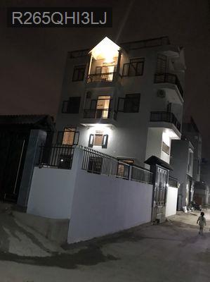 Cần bán nhà góc 2MT đẹp, kiên cố yên tĩnh - Phường An Phú Đông  -  Quận 12 