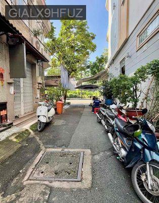 Nhà hẻm xe hơi, 30m2, 3 phòng ngủ, ngay tại Quận 6 - Phường 10  -  Quận 6 