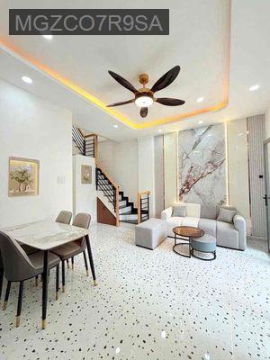 Cô 5 cần tiền bán gấp nhà - Phường 25  -  Quận Bình Thạnh 